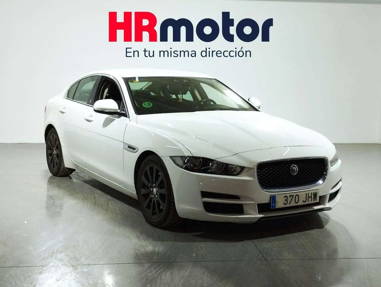 Photo 1 : Jaguar Xe 2015 Diesel