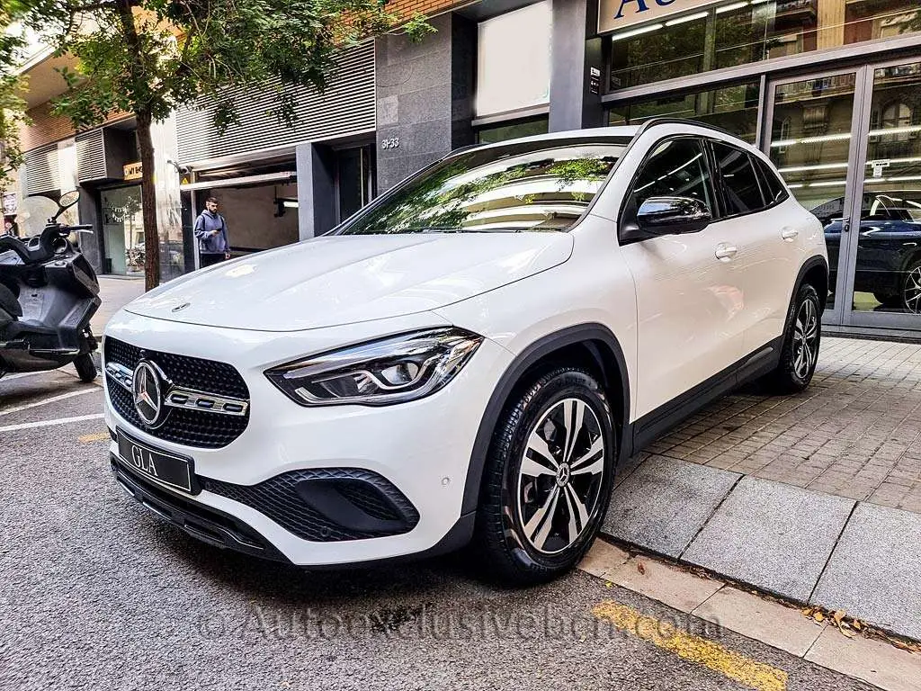 Photo 1 : Mercedes-benz Classe Gla 2021 Hybrid