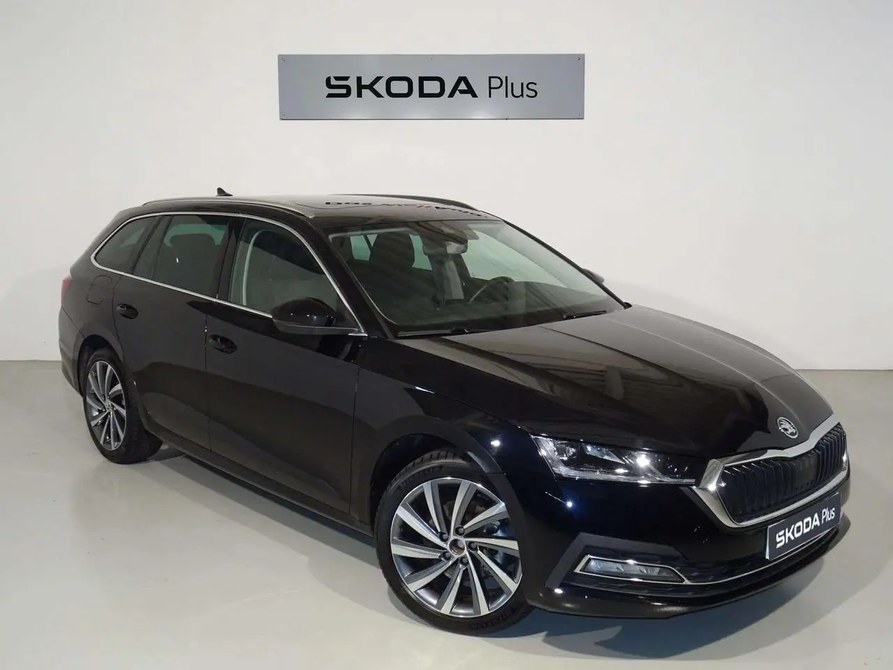 Photo 1 : Skoda Octavia 2020 Petrol