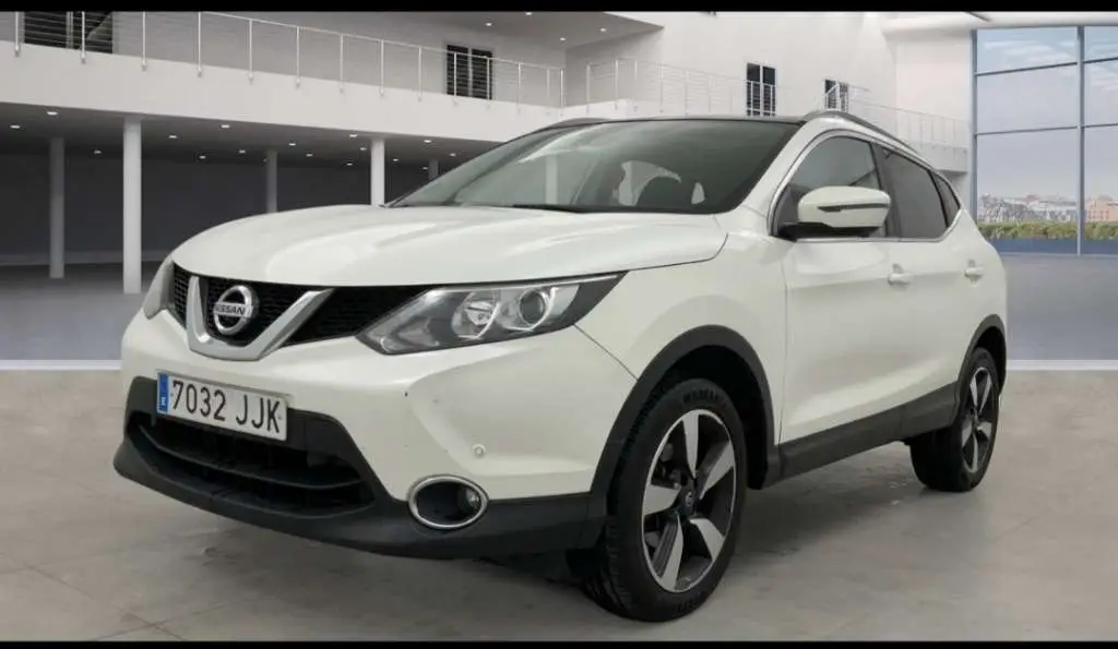 Photo 1 : Nissan Qashqai 2015 Diesel