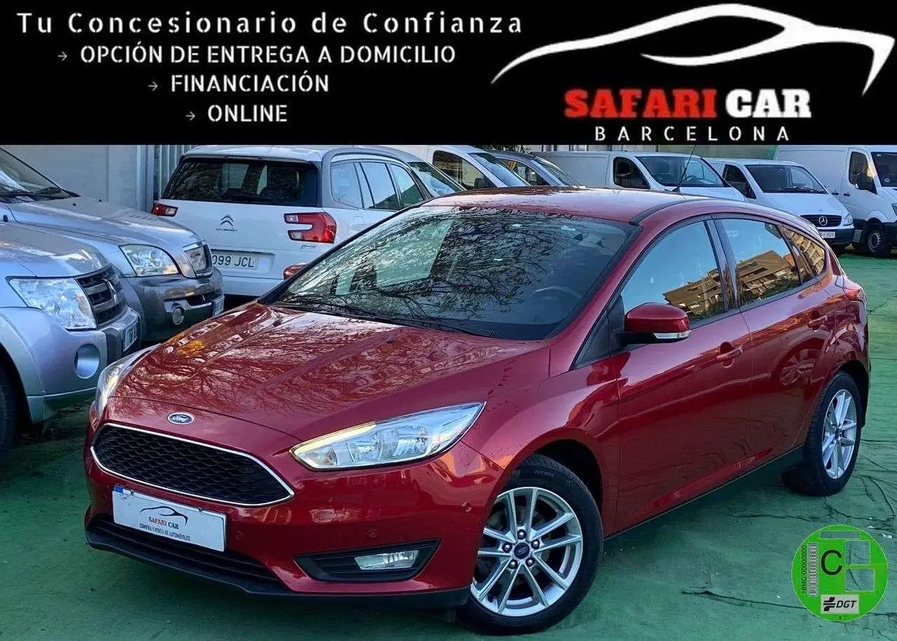 Photo 1 : Ford Focus 2015 Essence