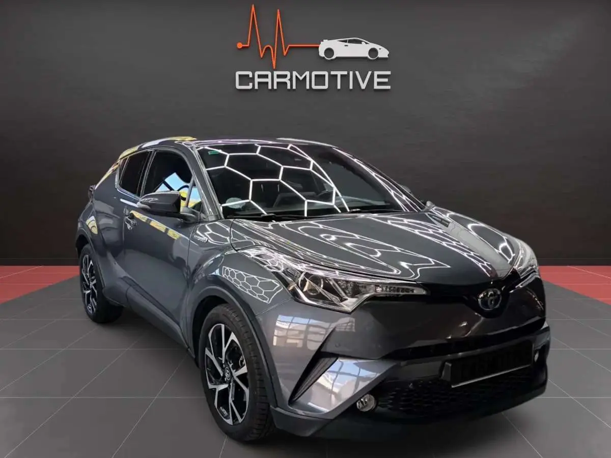 Photo 1 : Toyota C-hr 2019 Hybrid