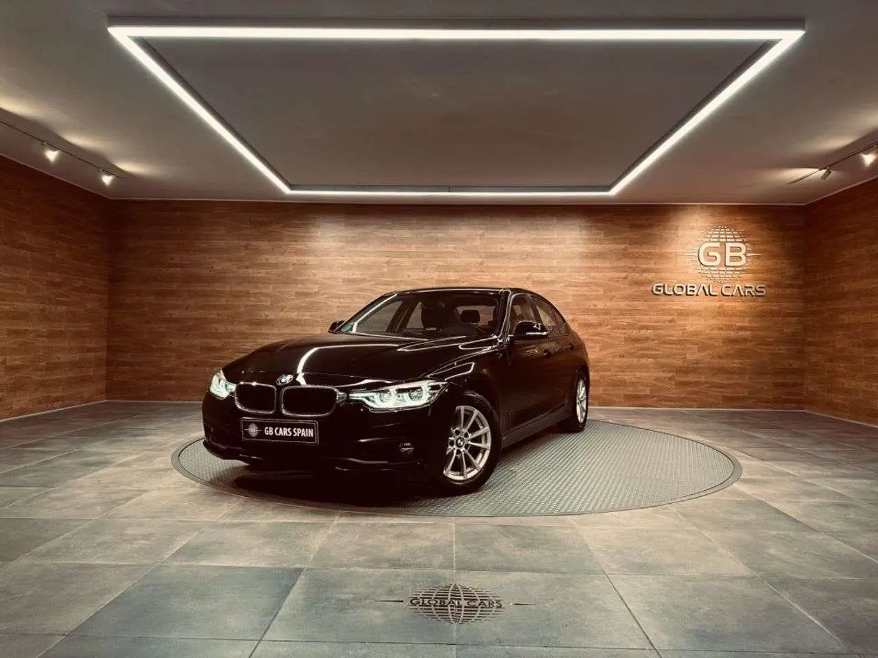 Photo 1 : Bmw Serie 3 2017 Diesel