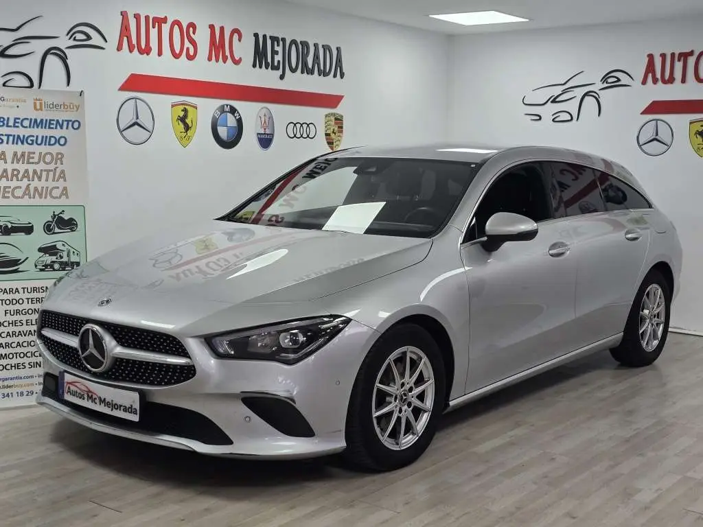 Photo 1 : Mercedes-benz Classe Cla 2021 Petrol