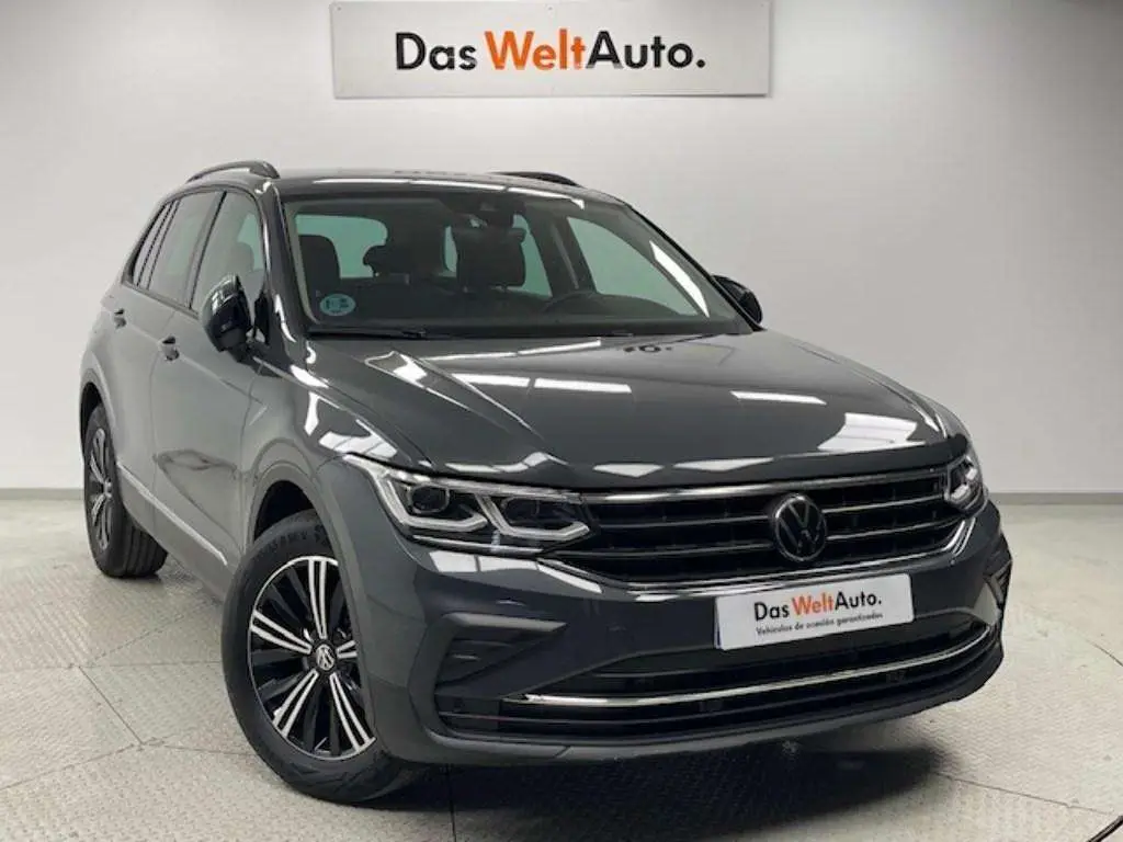 Photo 1 : Volkswagen Tiguan 2023 Essence