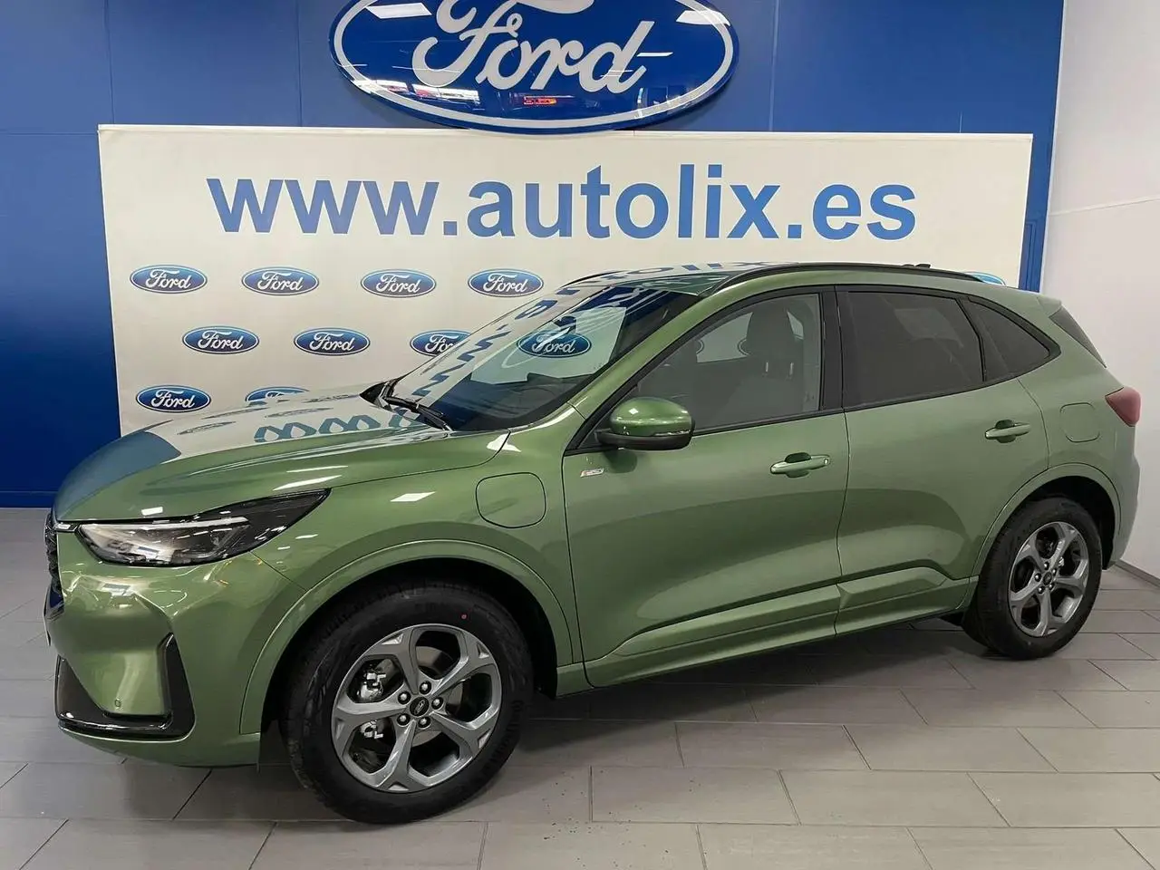 Photo 1 : Ford Kuga 2024 Others