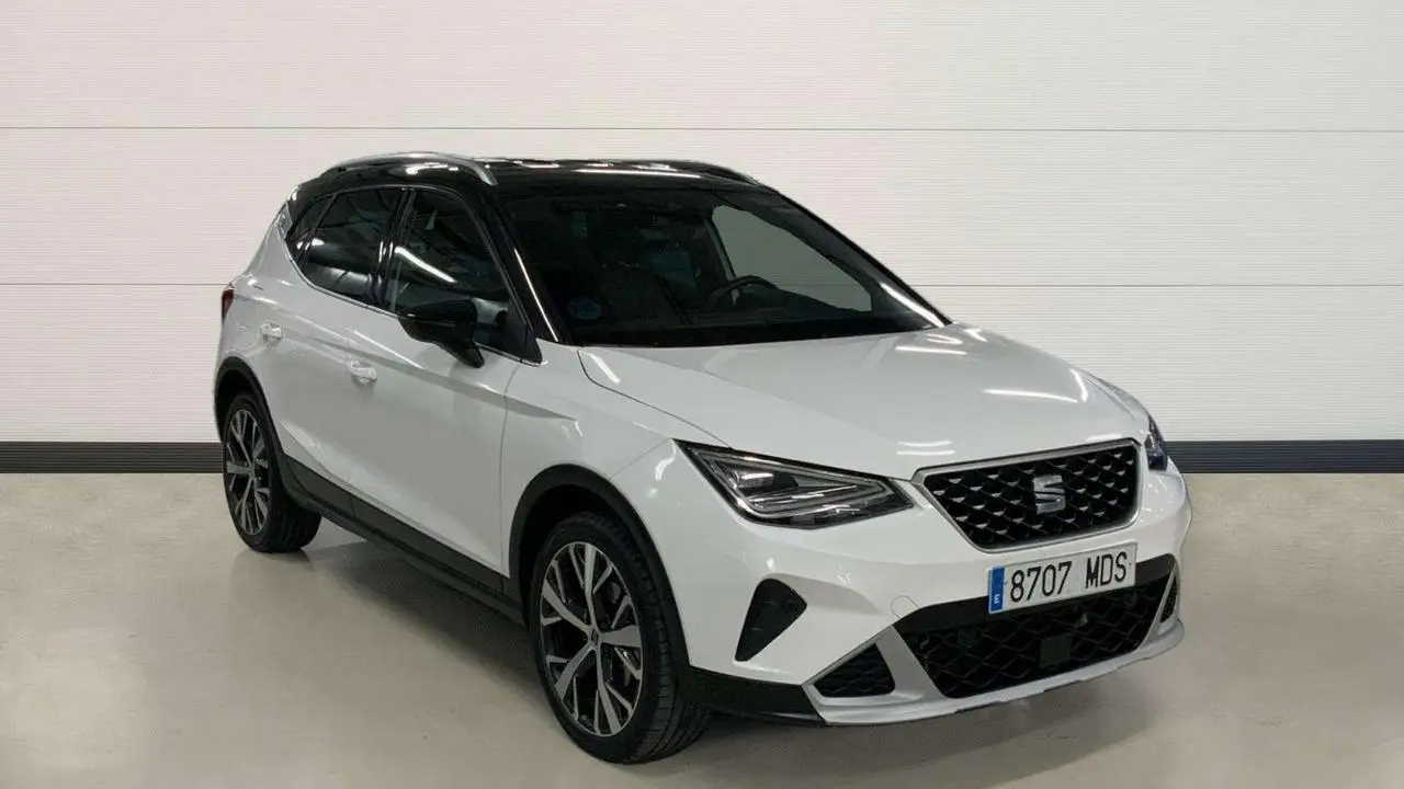 Photo 1 : Seat Arona 2023 Essence