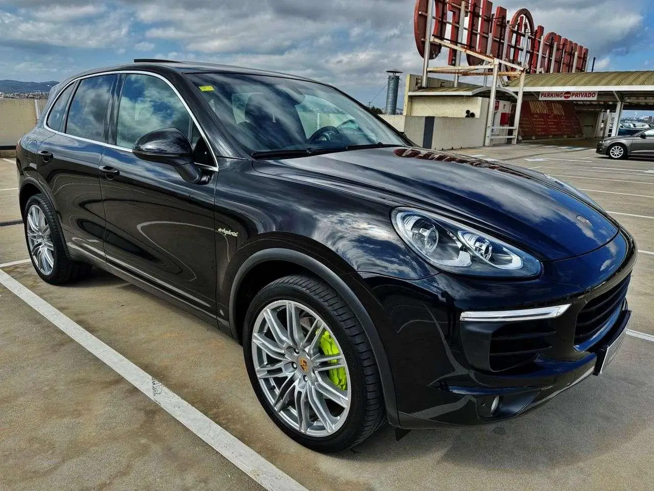 Photo 1 : Porsche Cayenne 2016 Hybrid