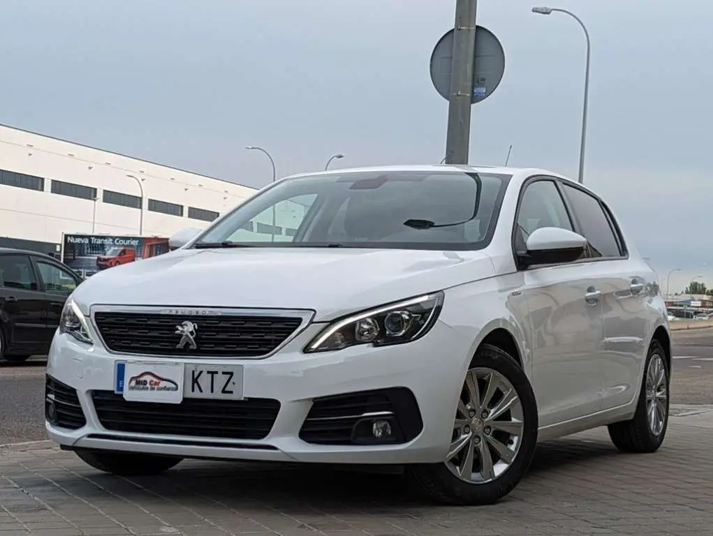 Photo 1 : Peugeot 308 2019 Diesel