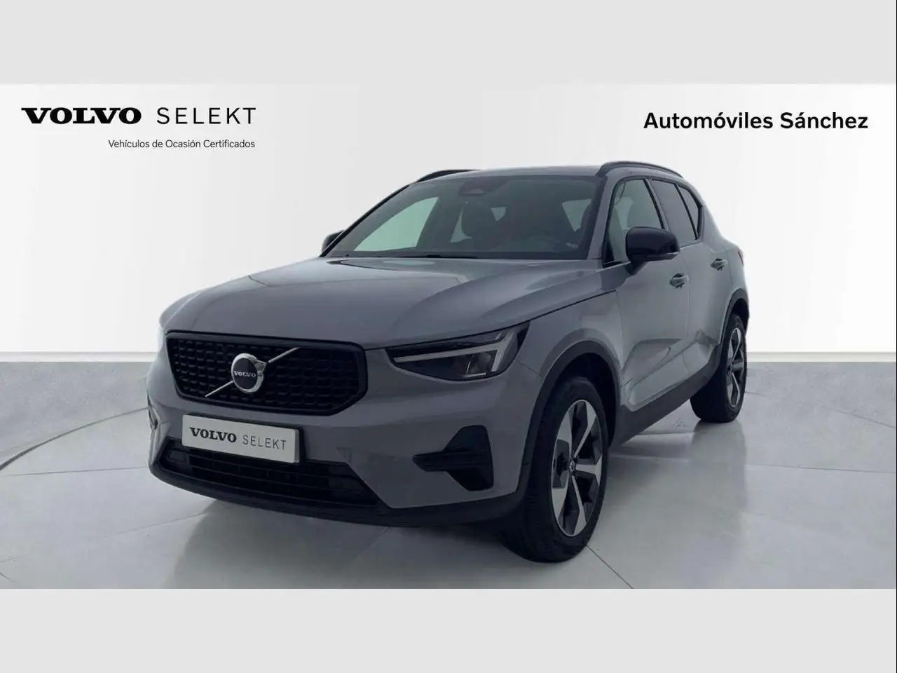 Photo 1 : Volvo Xc40 2024 Petrol