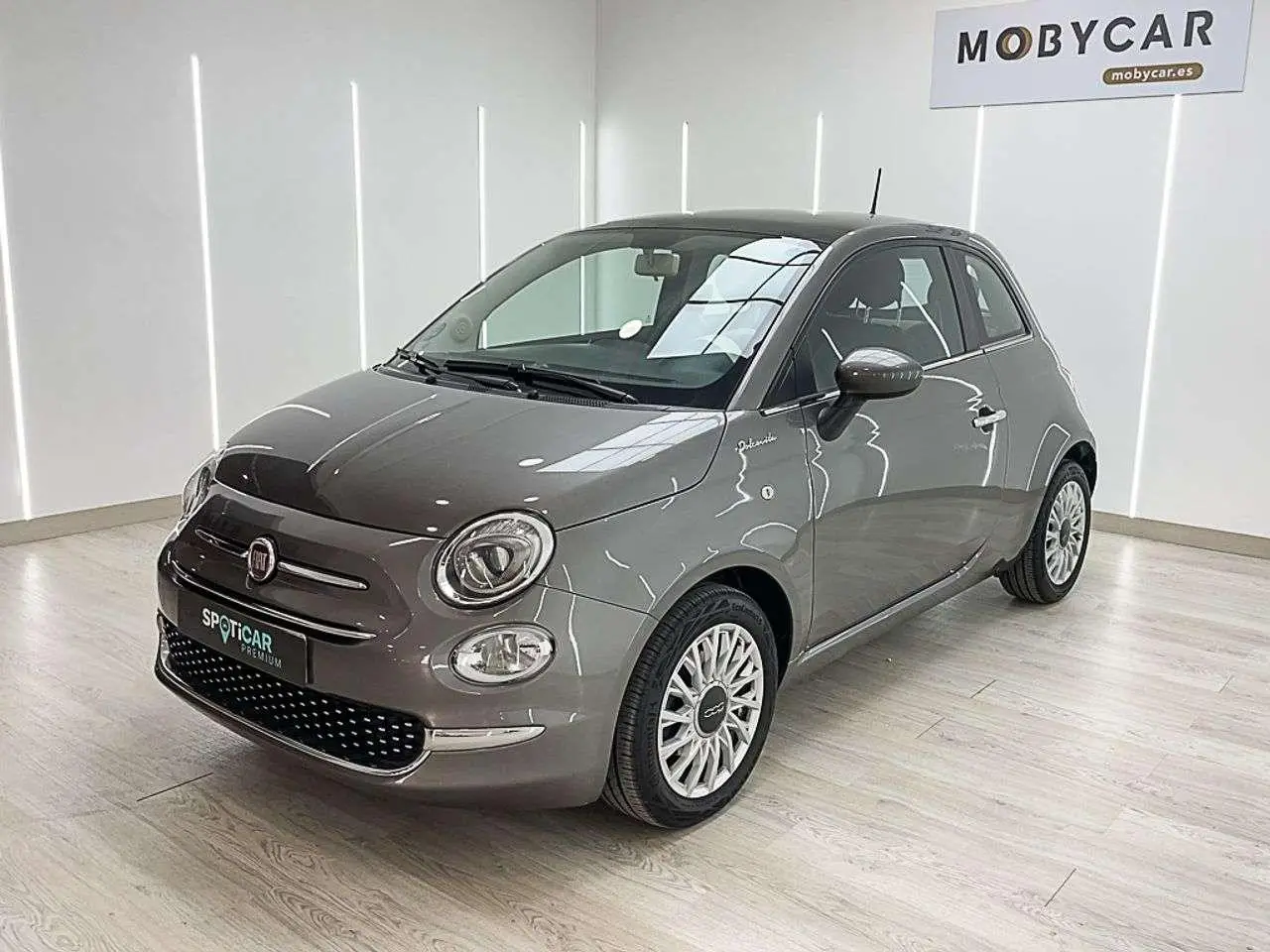 Photo 1 : Fiat 500 2021 Hybrid