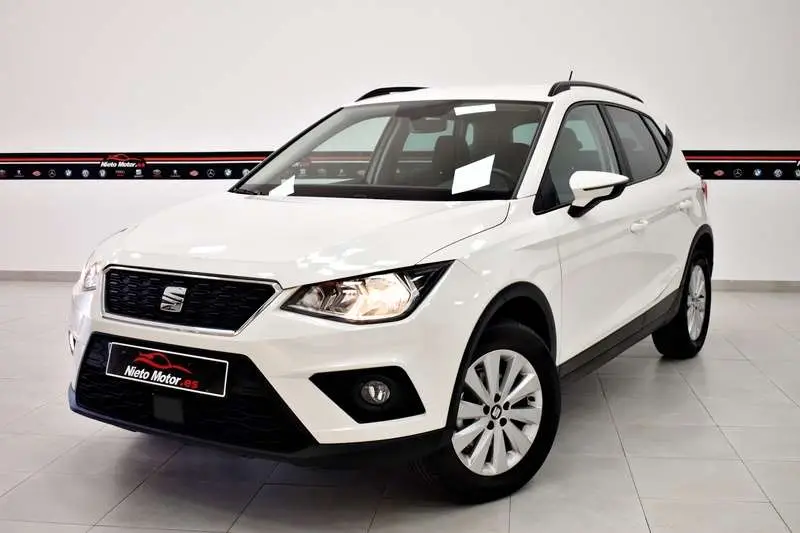 Photo 1 : Seat Arona 2019 Petrol