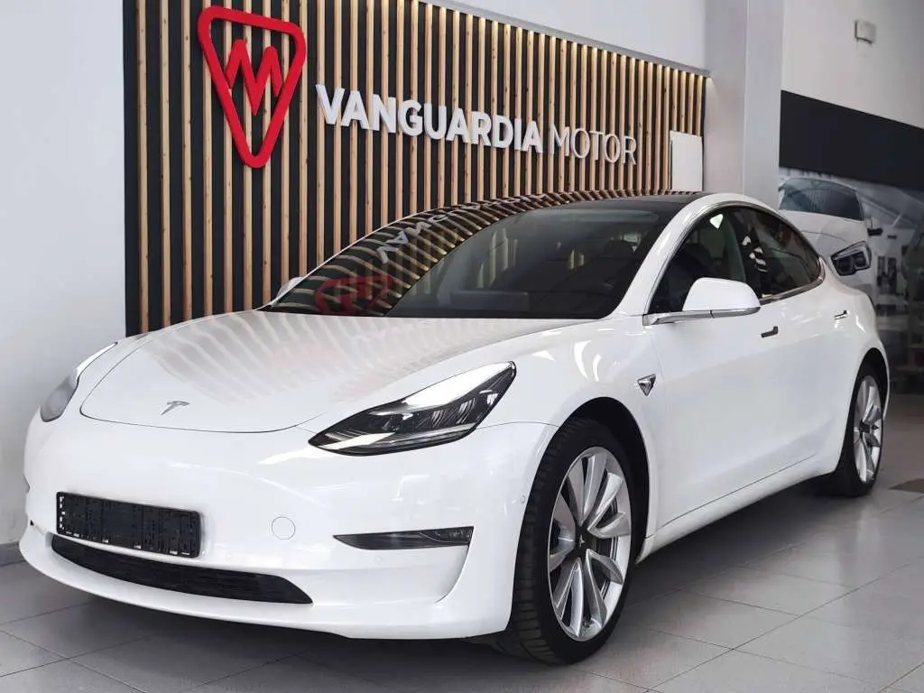 Photo 1 : Tesla Model 3 2019 Electric