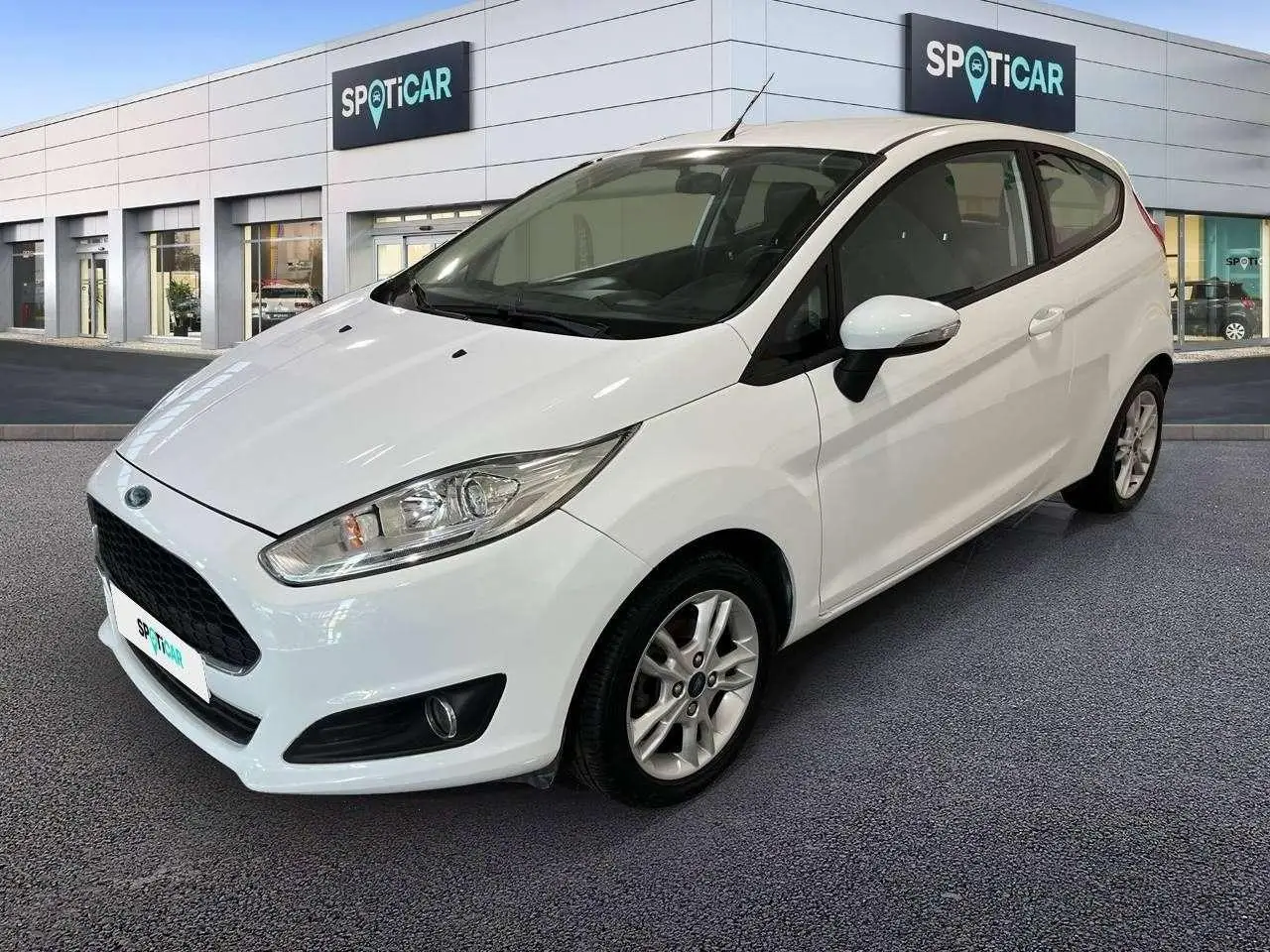 Photo 1 : Ford Fiesta 2016 Petrol