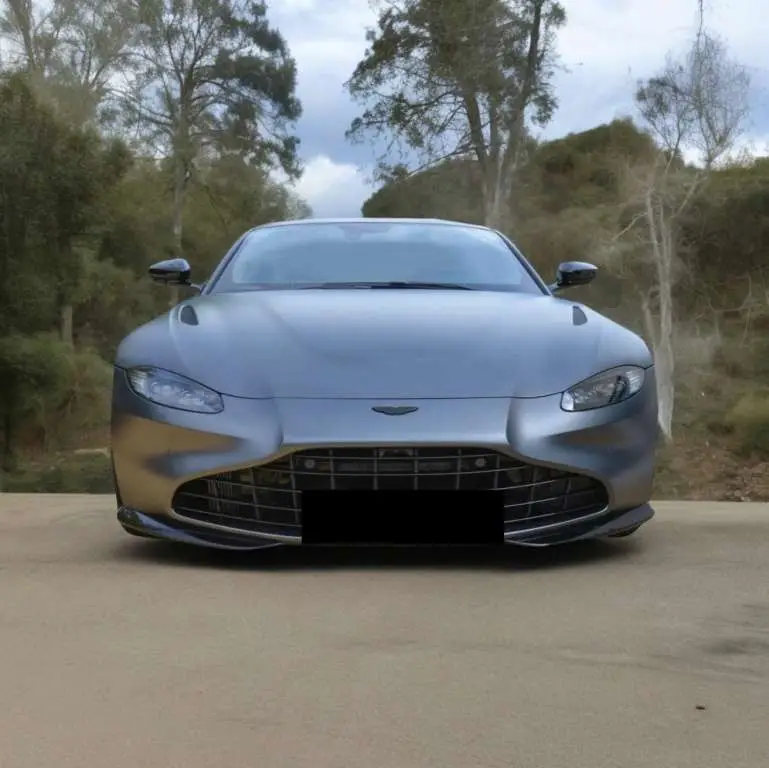 Photo 1 : Aston Martin Vantage 2024 Essence