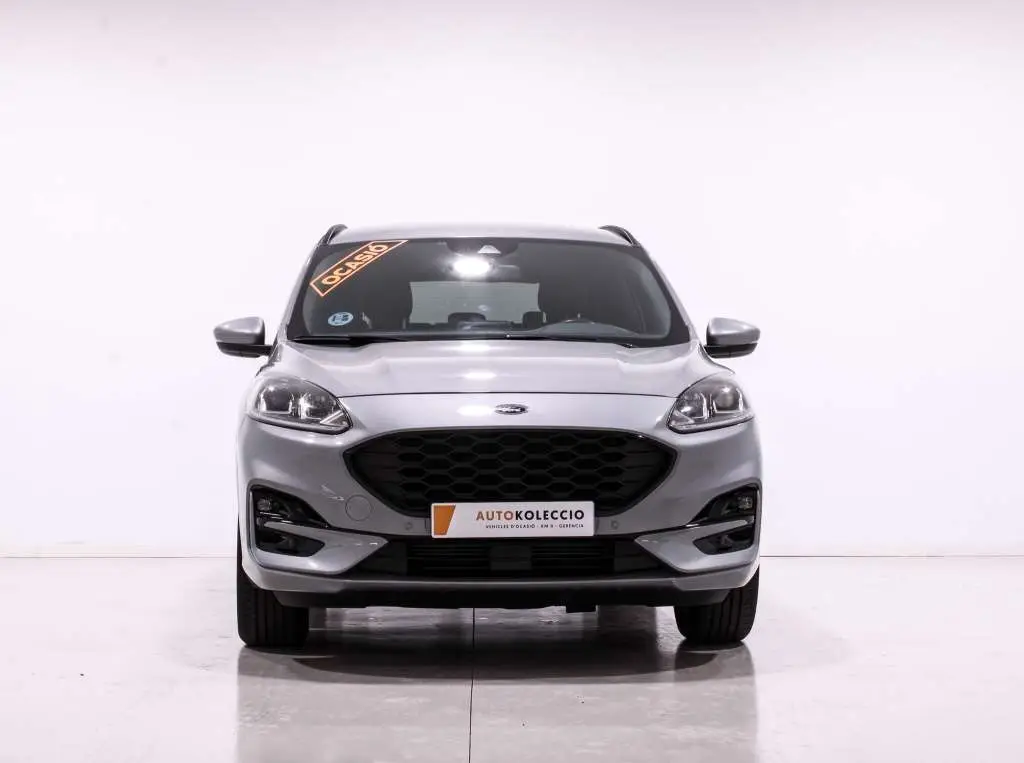 Photo 1 : Ford Kuga 2021 Essence