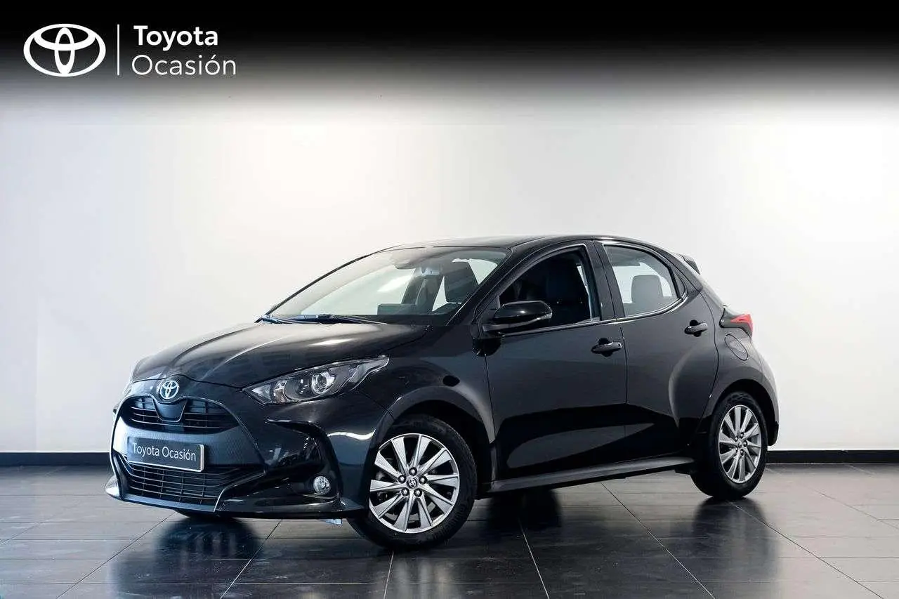 Photo 1 : Toyota Yaris 2023 Hybrid