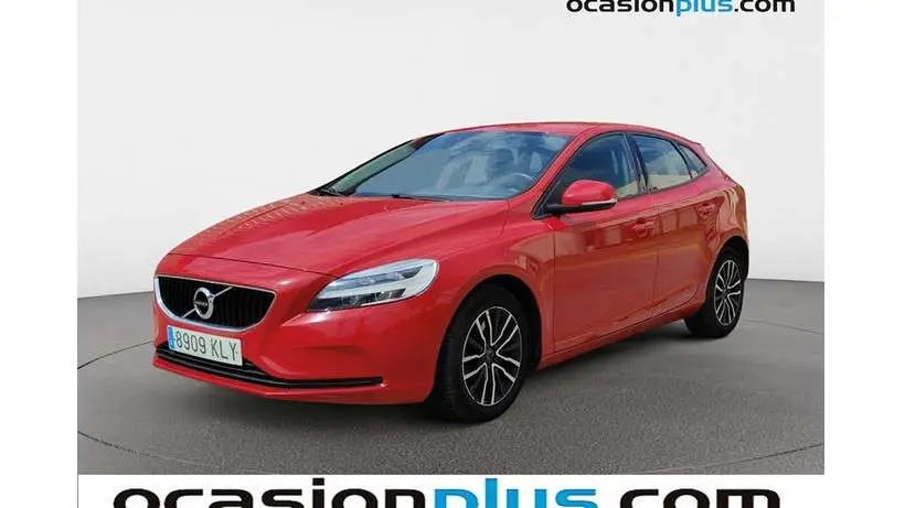 Photo 1 : Volvo V40 2018 Diesel