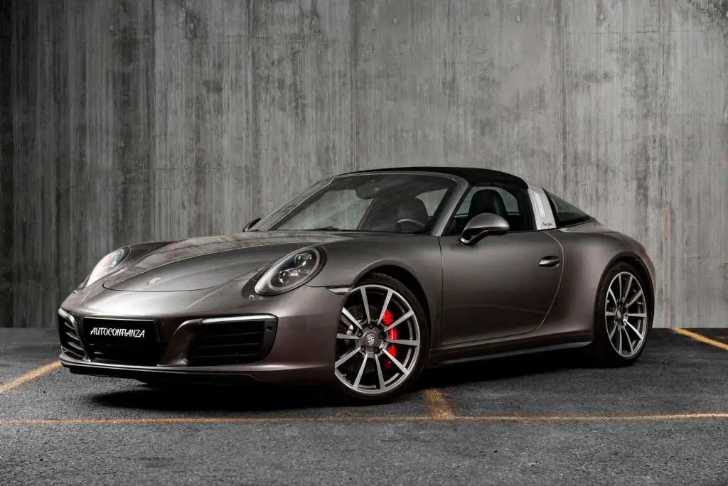 Photo 1 : Porsche 991 2016 Petrol