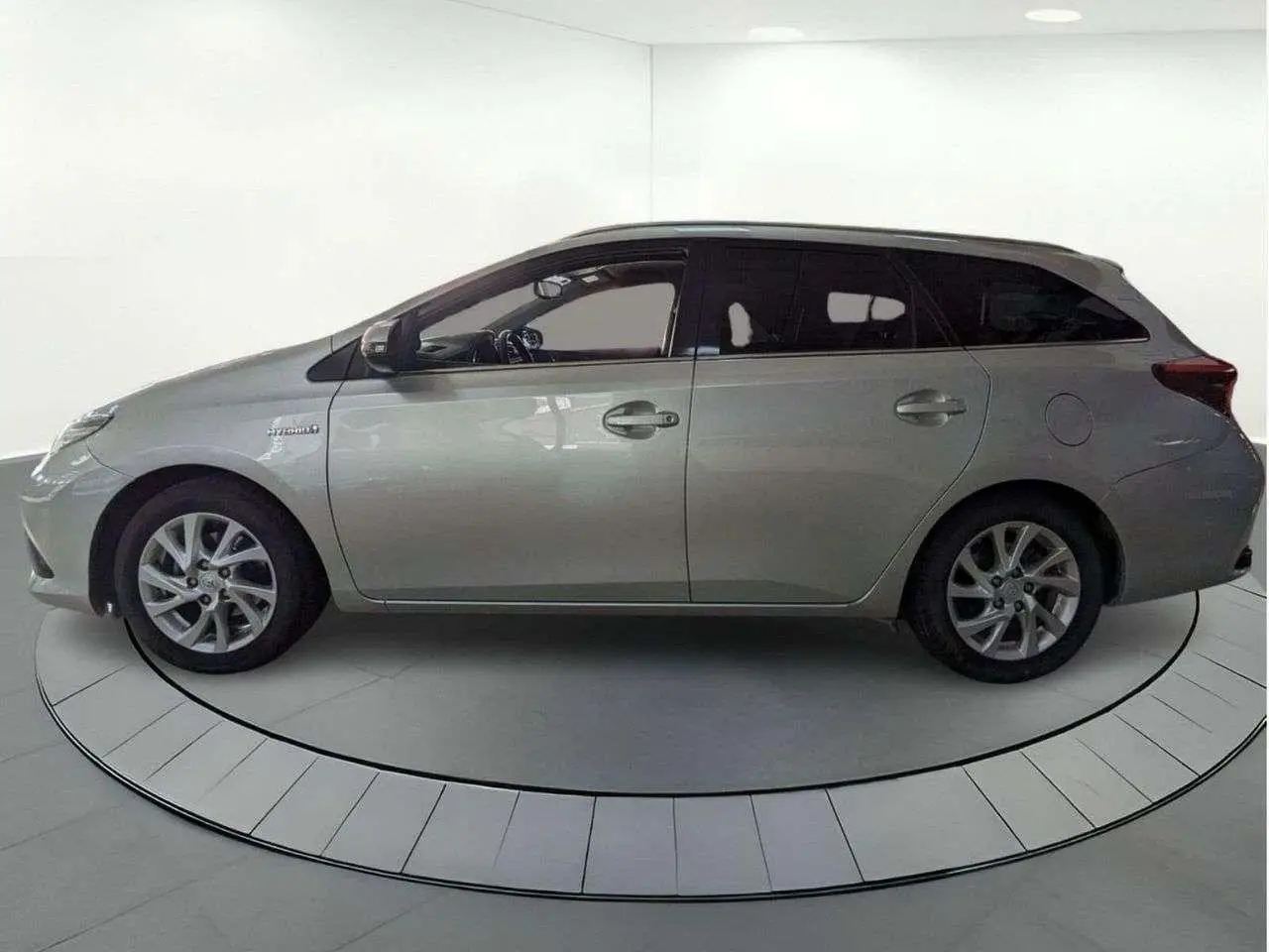 Photo 1 : Toyota Auris 2018 Hybrid