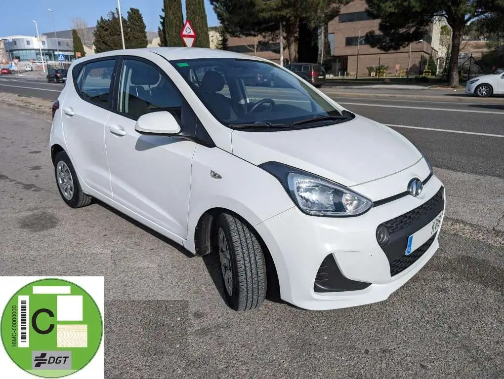 Photo 1 : Hyundai I10 2019 Essence