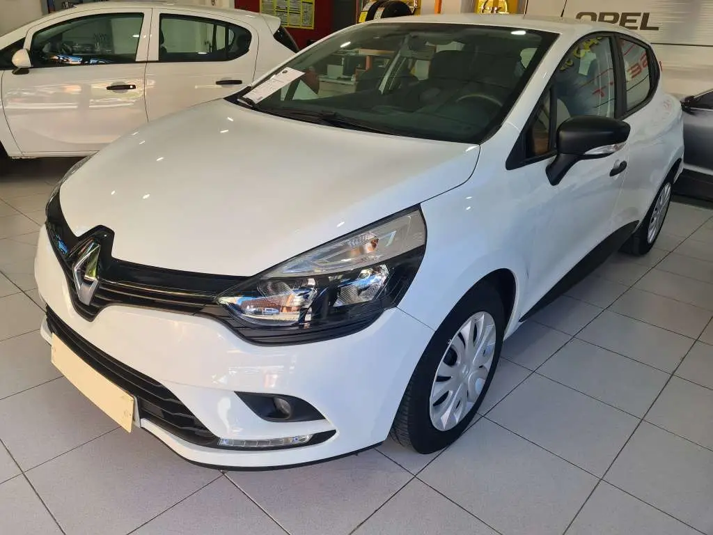 Photo 1 : Renault Clio 2019 Petrol