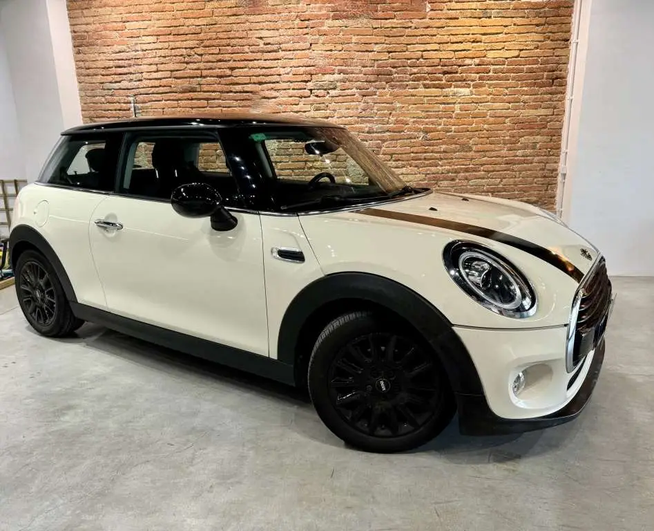 Photo 1 : Mini Cooper 2018 Essence