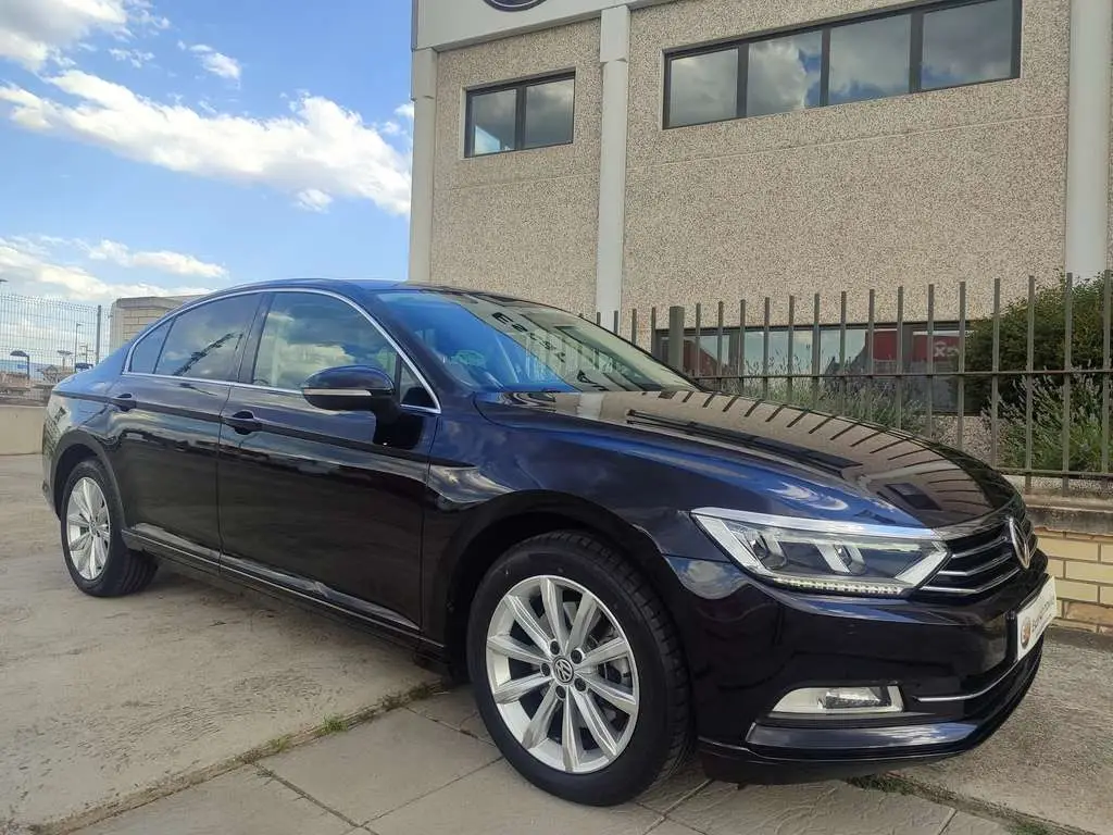 Photo 1 : Volkswagen Passat 2019 Diesel