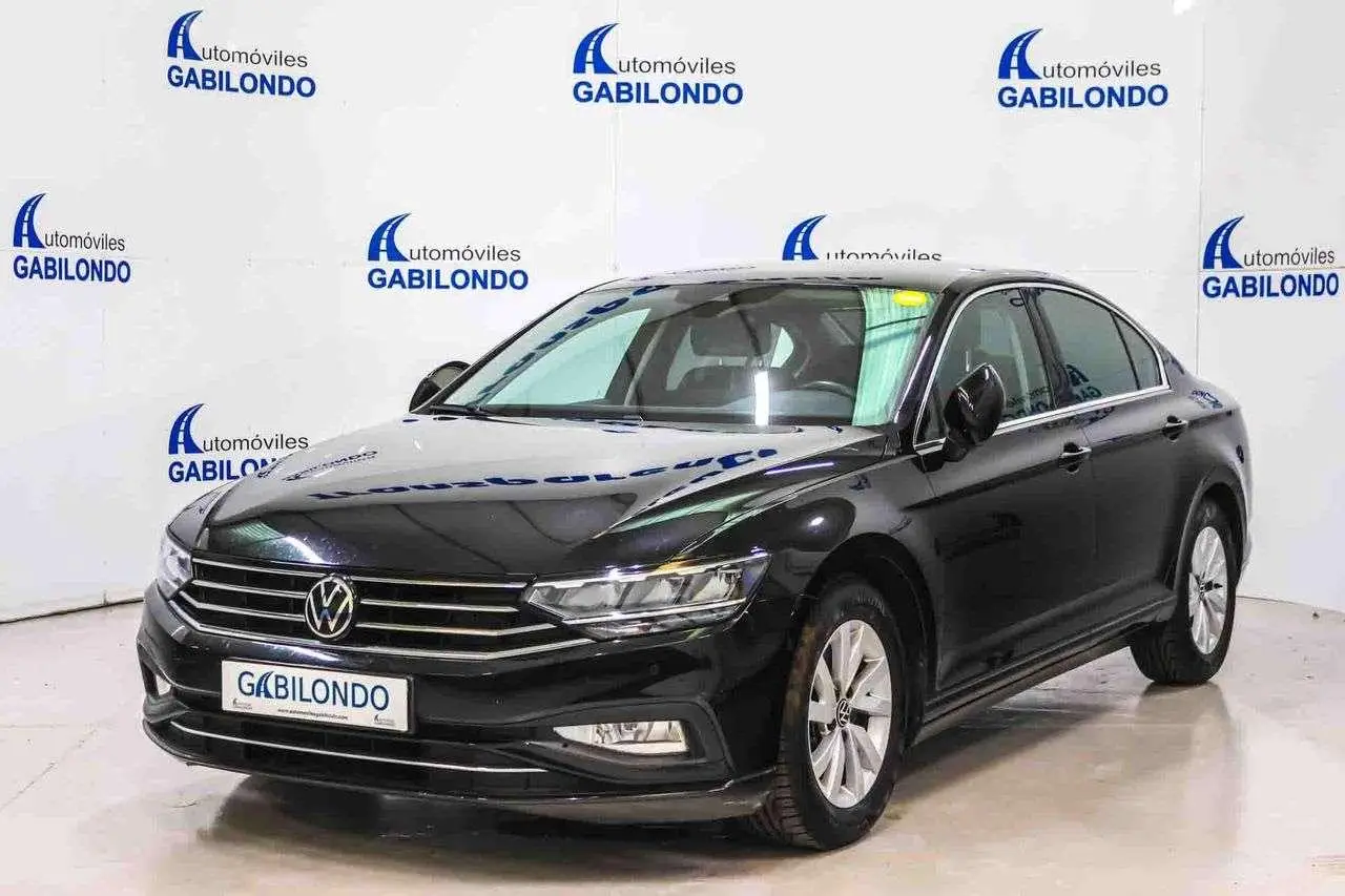 Photo 1 : Volkswagen Passat 2020 Diesel