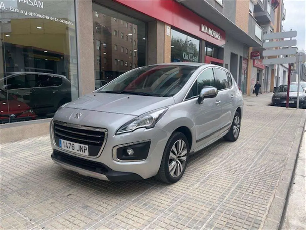 Photo 1 : Peugeot 3008 2016 Essence