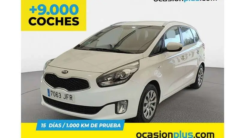 Photo 1 : Kia Carens 2015 Petrol