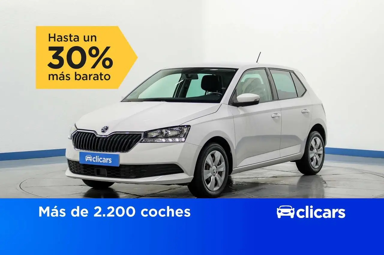 Photo 1 : Skoda Fabia 2021 Petrol