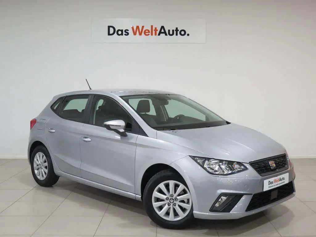 Photo 1 : Seat Ibiza 2024 Essence