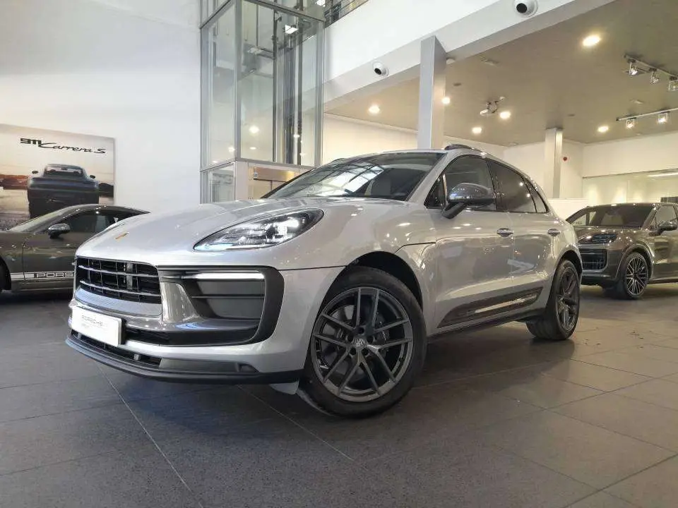 Photo 1 : Porsche Macan 2024 Petrol