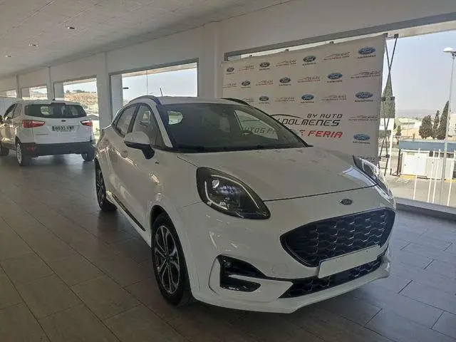 Photo 1 : Ford Puma 2021 Petrol