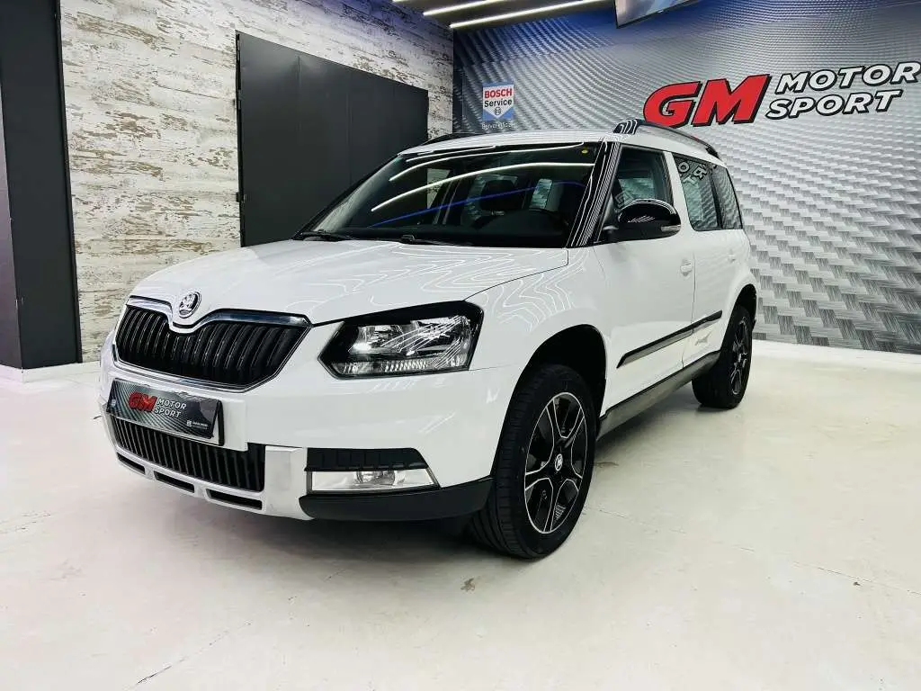 Photo 1 : Skoda Yeti 2017 Petrol