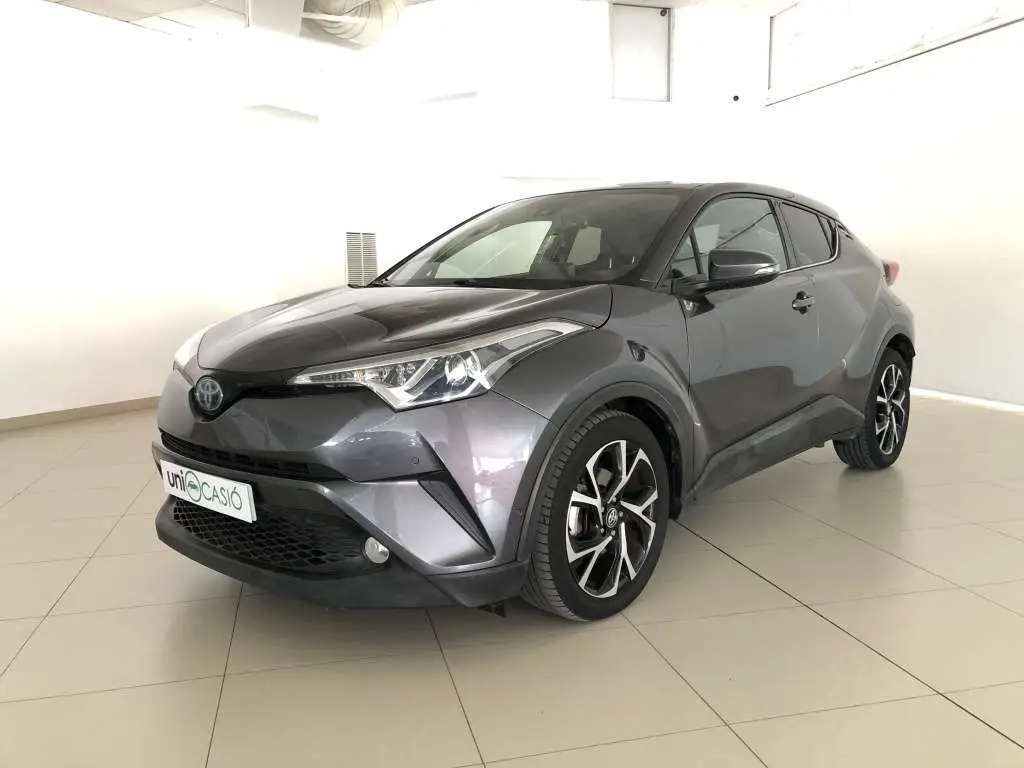 Photo 1 : Toyota C-hr 2019 Hybride