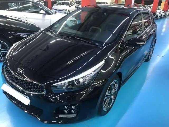 Photo 1 : Kia Ceed 2018 Diesel