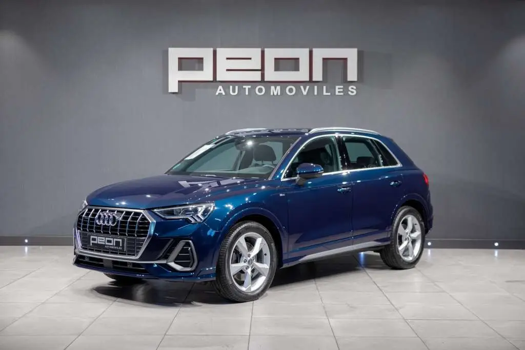 Photo 1 : Audi Q3 2019 Essence