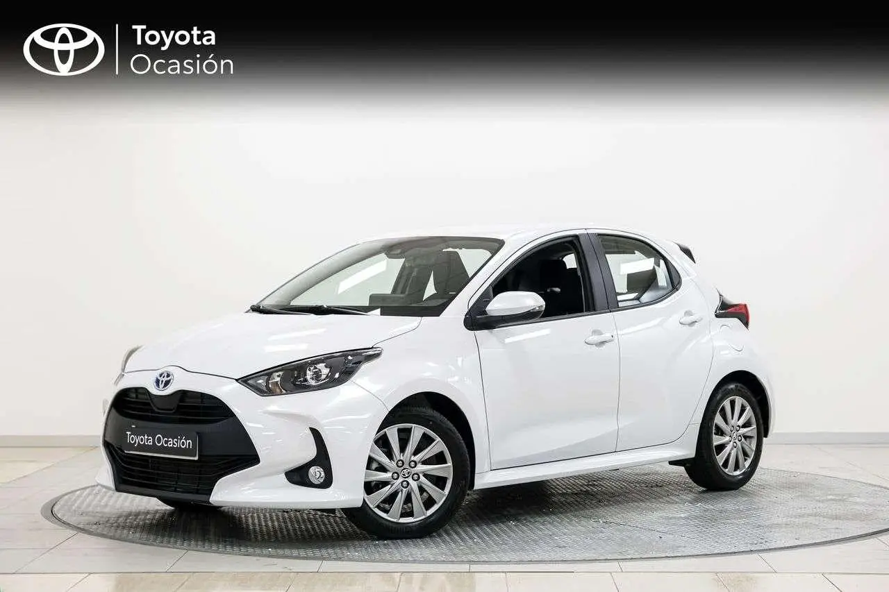 Photo 1 : Toyota Yaris 2023 Hybrid