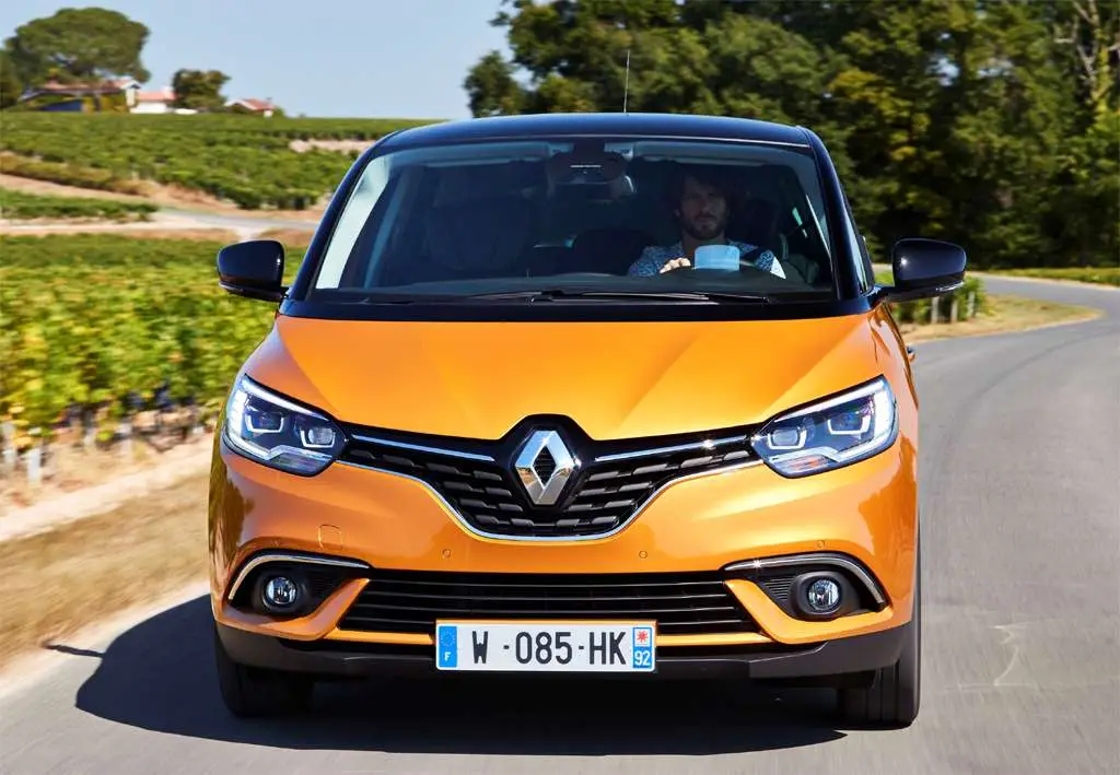 Photo 1 : Renault Scenic 2015 Diesel