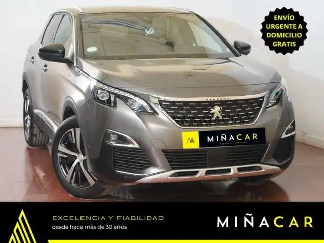 Photo 1 : Peugeot 3008 2020 Petrol