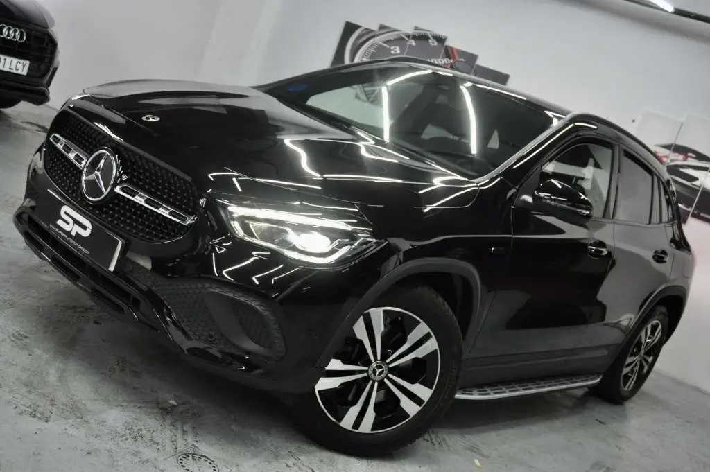 Photo 1 : Mercedes-benz Classe Gla 2021 Hybrid