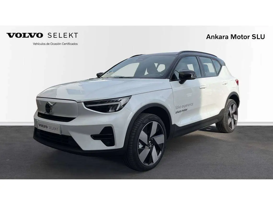 Photo 1 : Volvo Xc40 2022 Electric