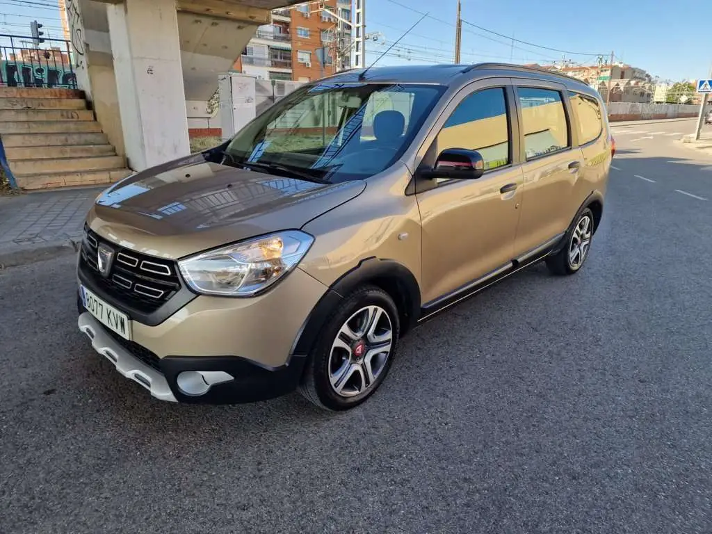 Photo 1 : Dacia Lodgy 2019 Diesel