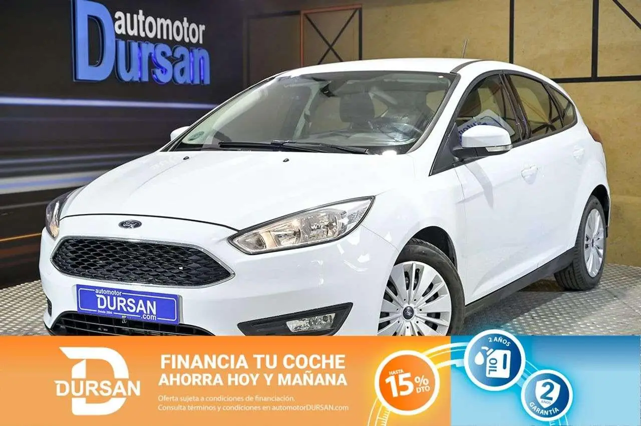 Photo 1 : Ford Focus 2018 Diesel