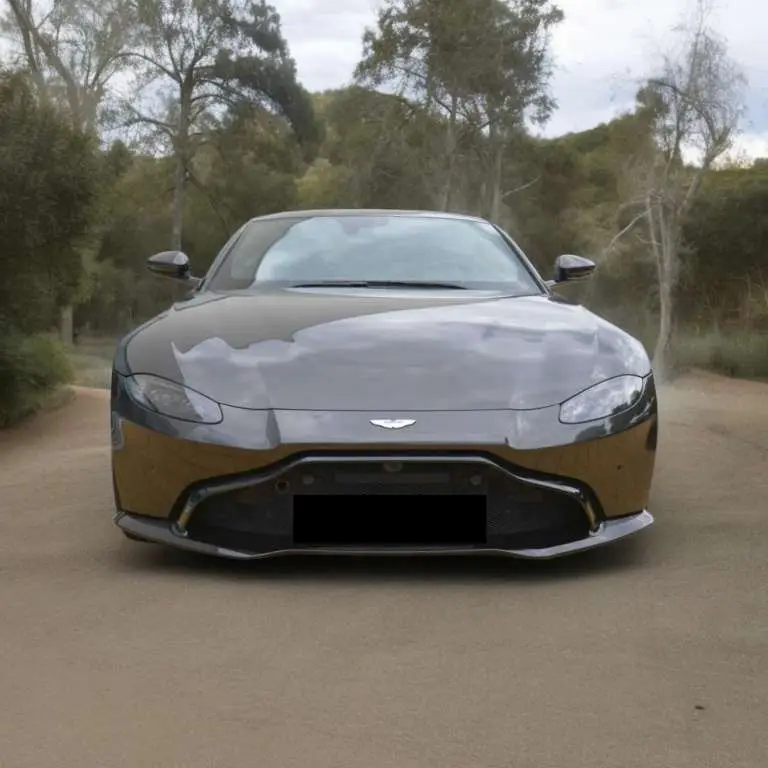 Photo 1 : Aston Martin Vantage 2021 Petrol