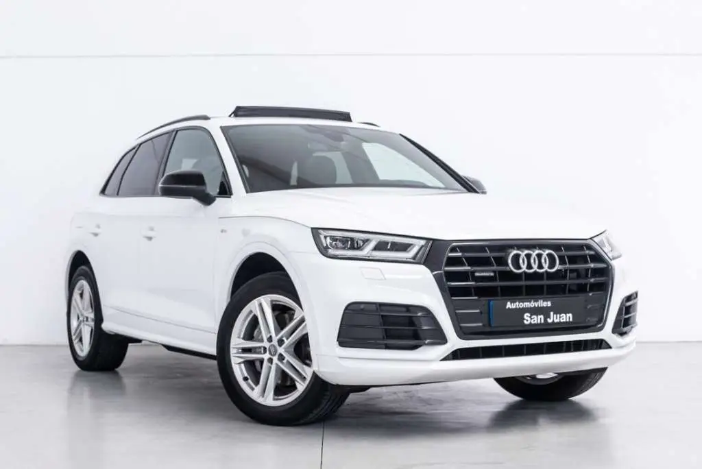 Photo 1 : Audi Q5 2020 Diesel