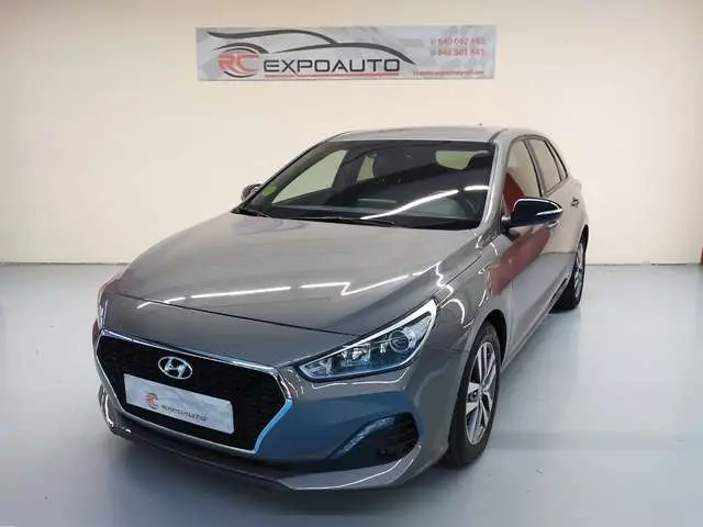 Photo 1 : Hyundai I30 2019 Petrol