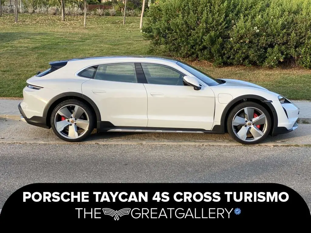 Photo 1 : Porsche Taycan 2022 Electric